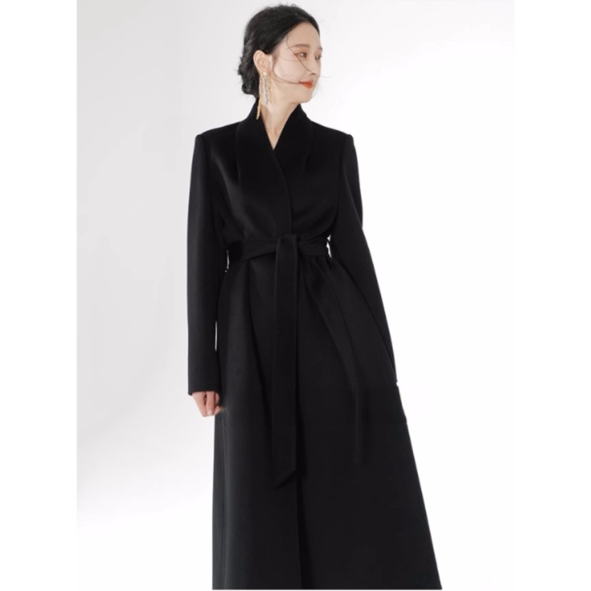 Slim Straight-Shouldered Cashmere Coat
